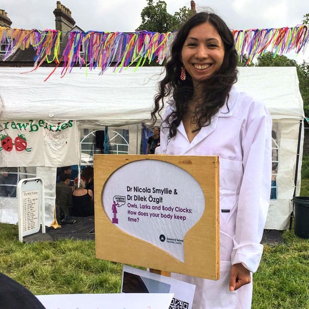 Nicola Smyllie participates in Soapbox Science at Strawberry Fair. Image courtesy of Nicola Smyllie.
